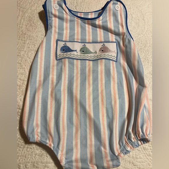 Matching brother set 🐳 - Picture 2 of 3